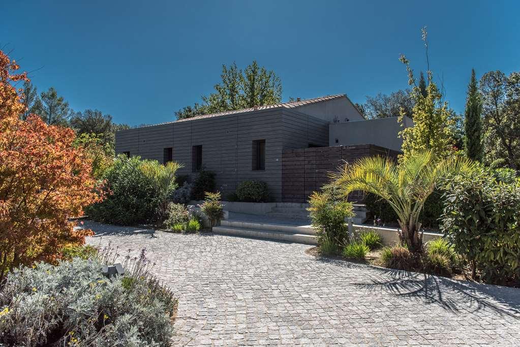Domaine Rampale Bed & Breakfast Fuveau Exterior photo