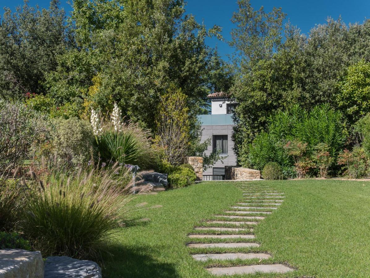 Domaine Rampale Bed & Breakfast Fuveau Exterior photo