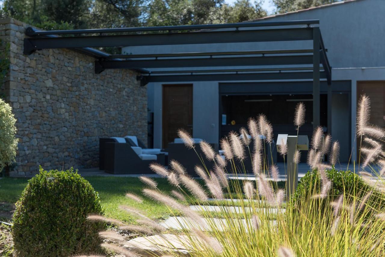 Domaine Rampale Bed & Breakfast Fuveau Exterior photo